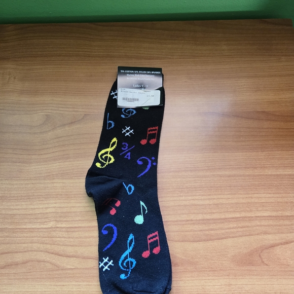 Black Musical Note Socks - Picture 2 of 2